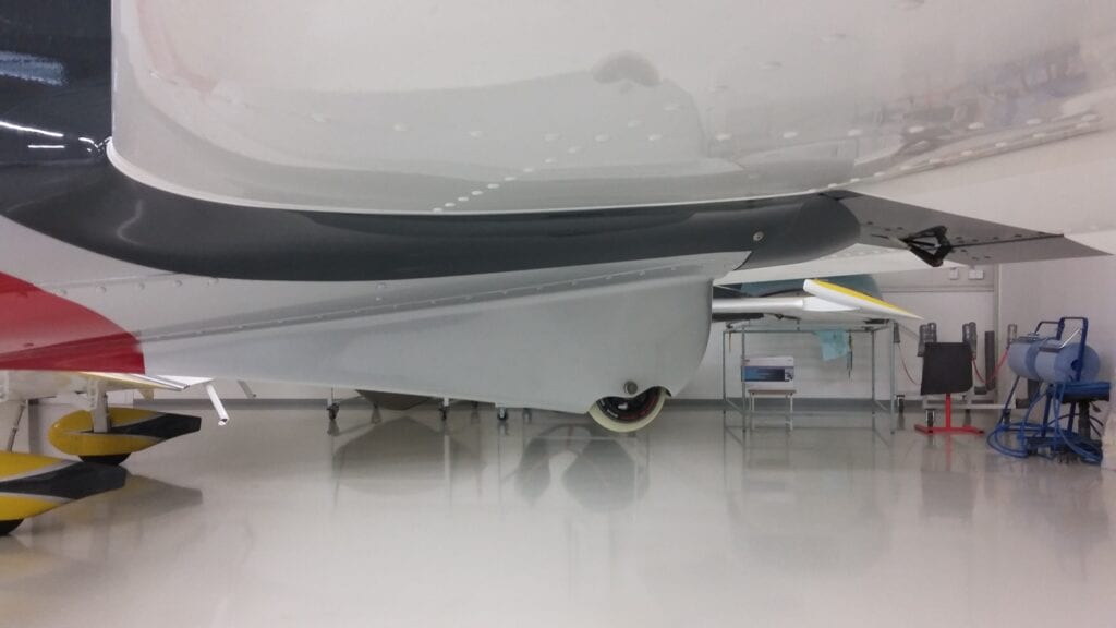 TAIL SKID ROLLER TAIL SKID ROLLER