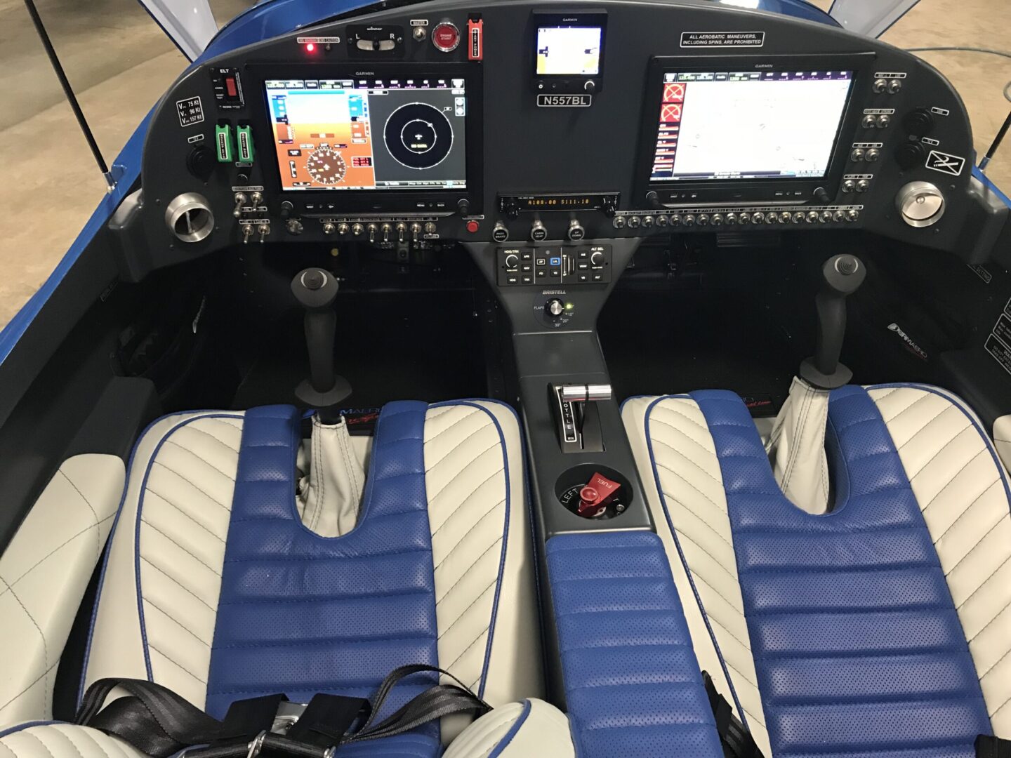 N557BL PANEL AND SEATS - Copy